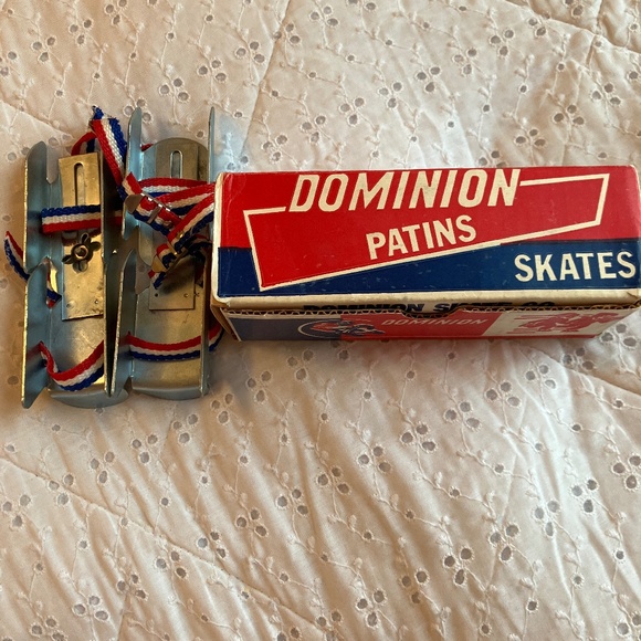 Brand new dominion skates in the box. Just opened the box now - Picture 1 of 6